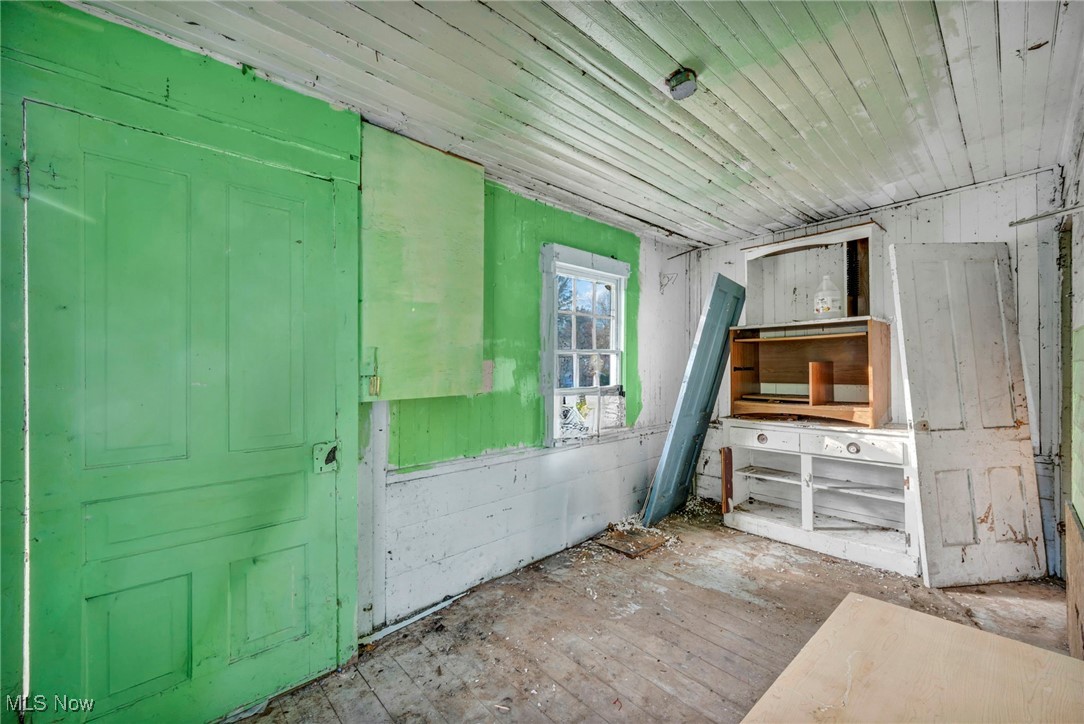215 W College Street