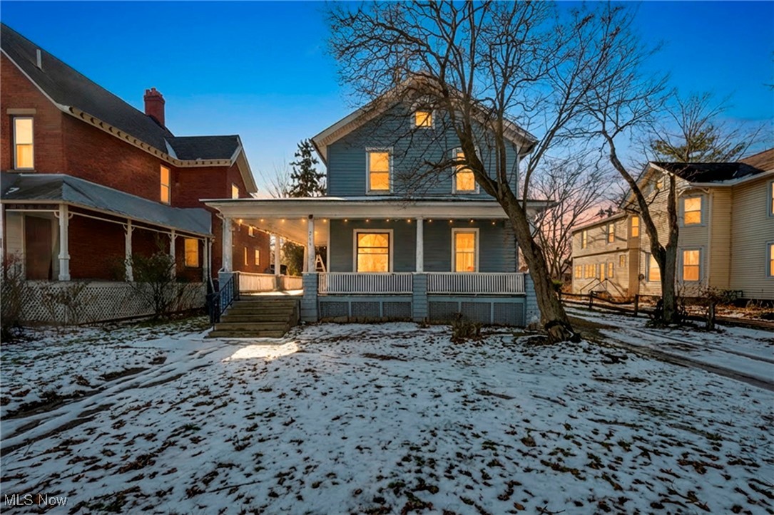 215 W College Street