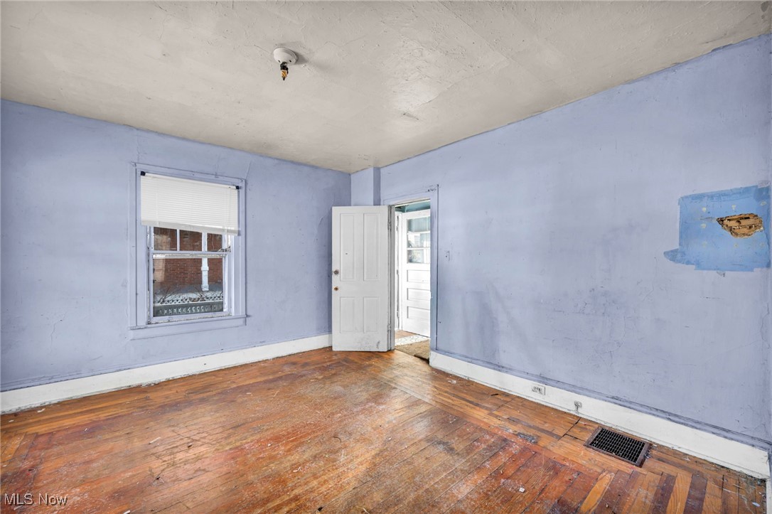 215 W College Street