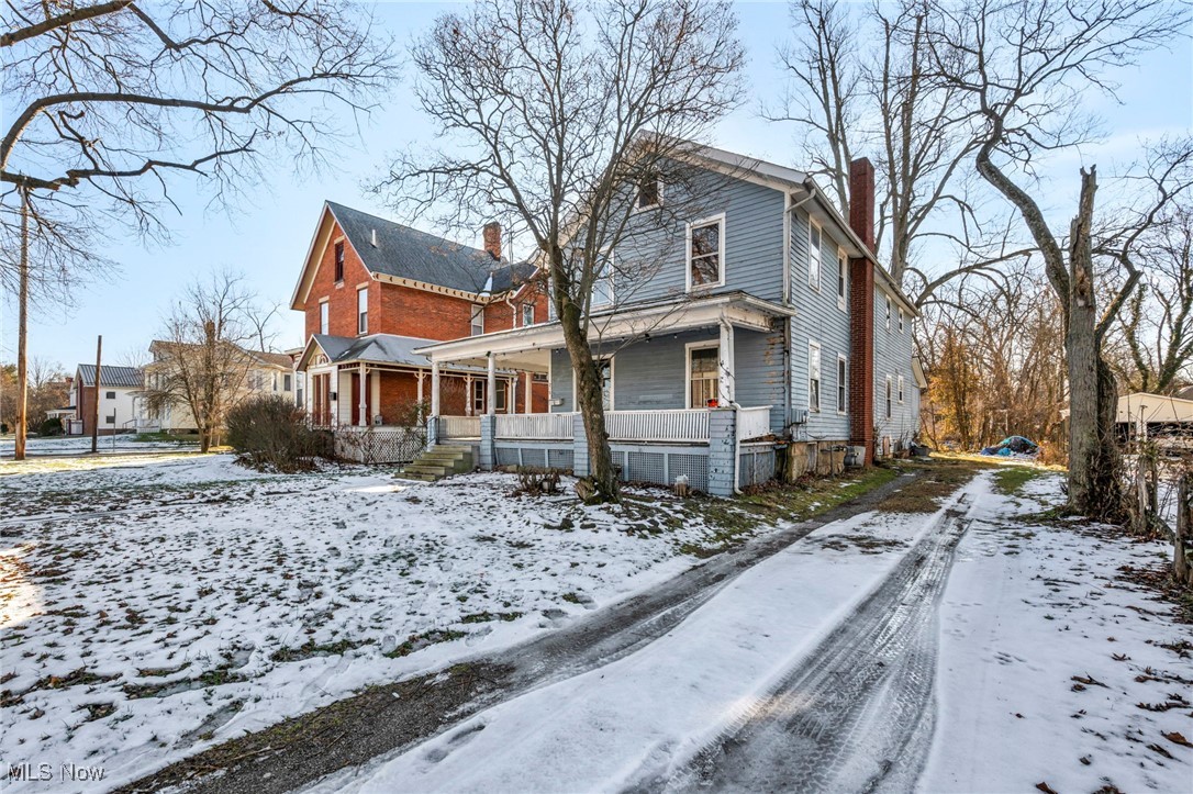 215 W College Street