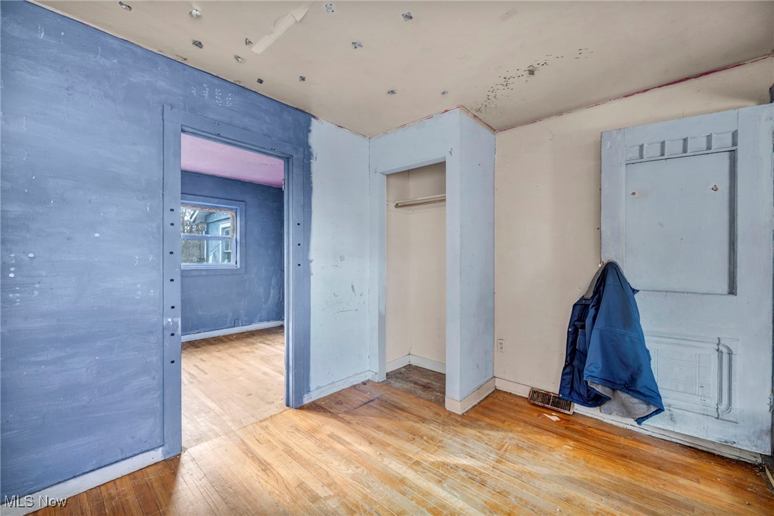 215 W College Street