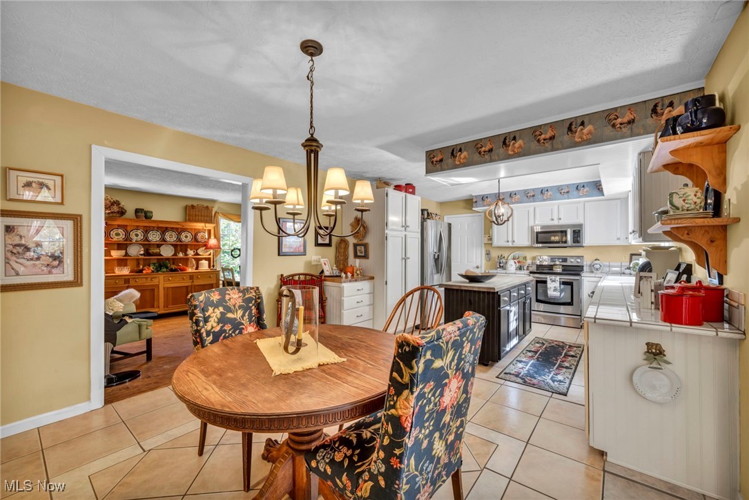 7292 Kenssington Drive