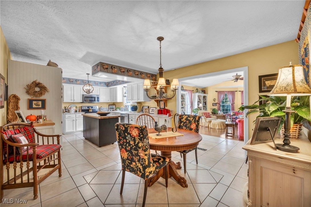 7292 Kenssington Drive