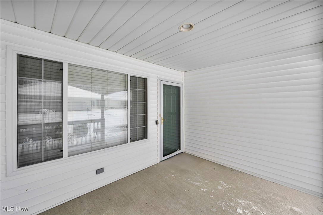 6857 Paradise Way