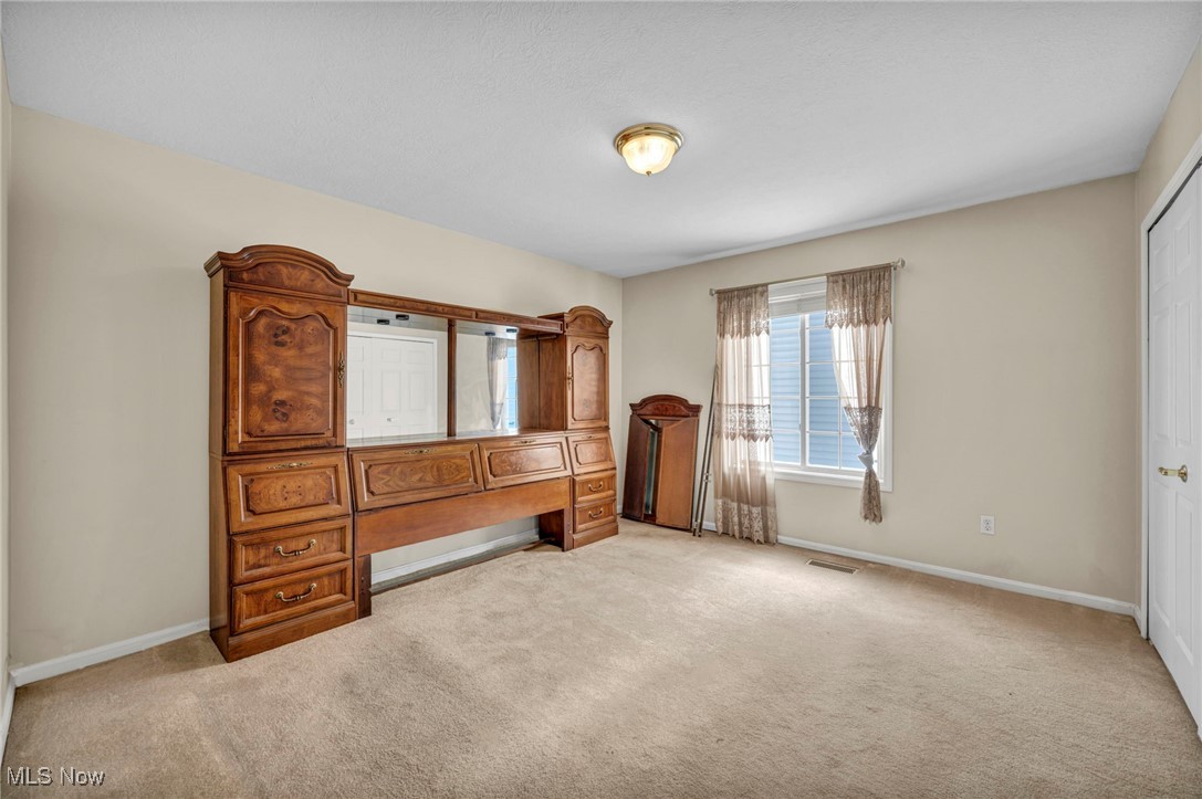 6857 Paradise Way