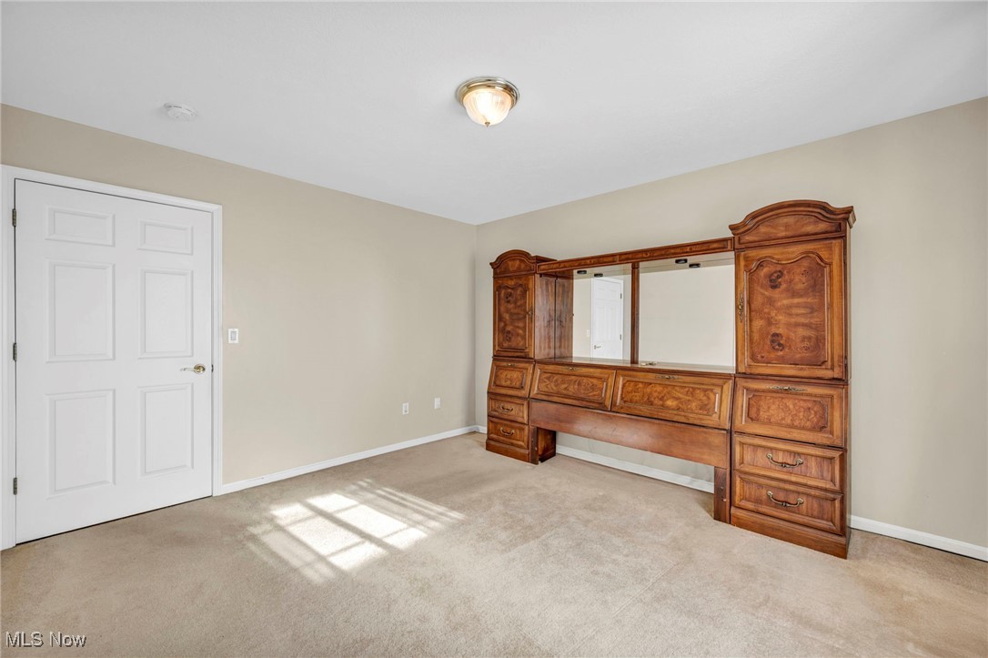 6857 Paradise Way