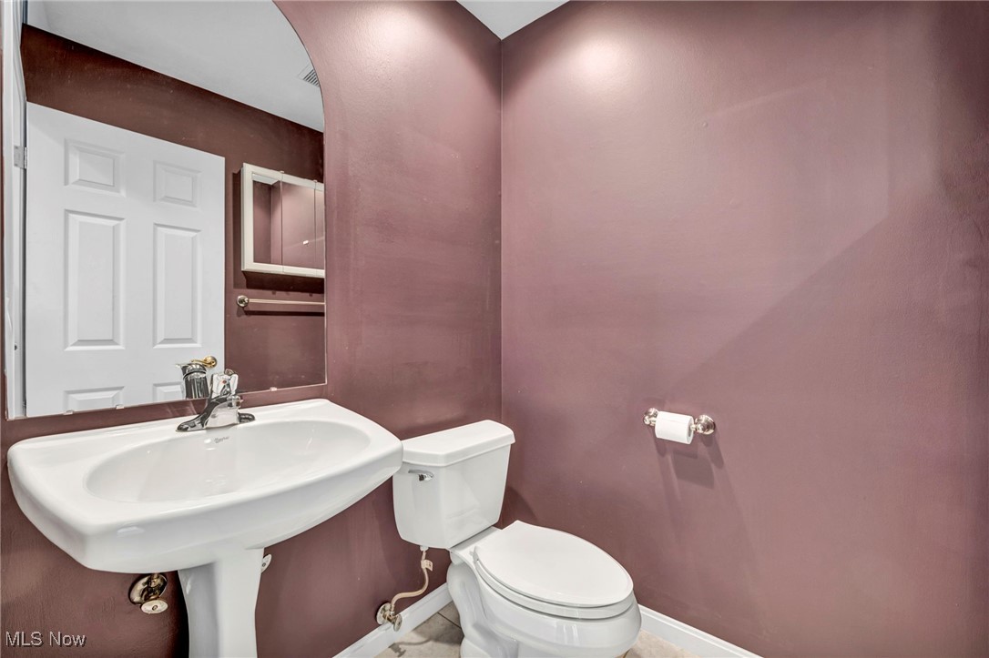 6857 Paradise Way
