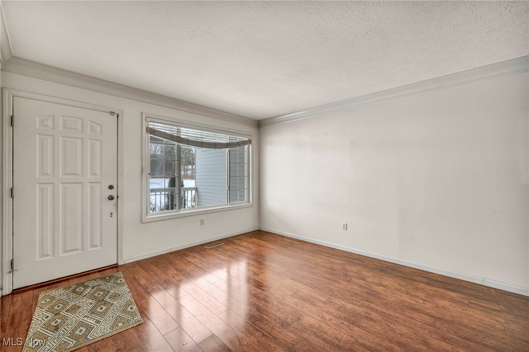 6857 Paradise Way