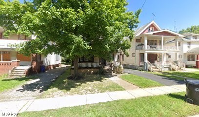 11317 Parkview Avenue
