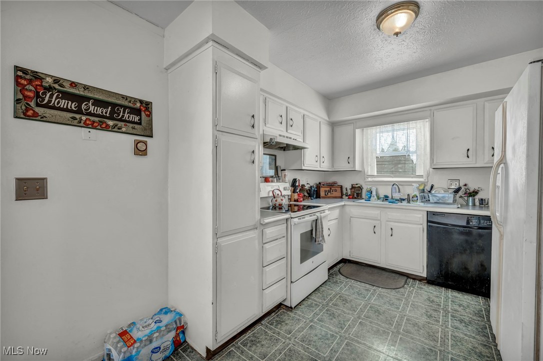 10690 Hawke Road