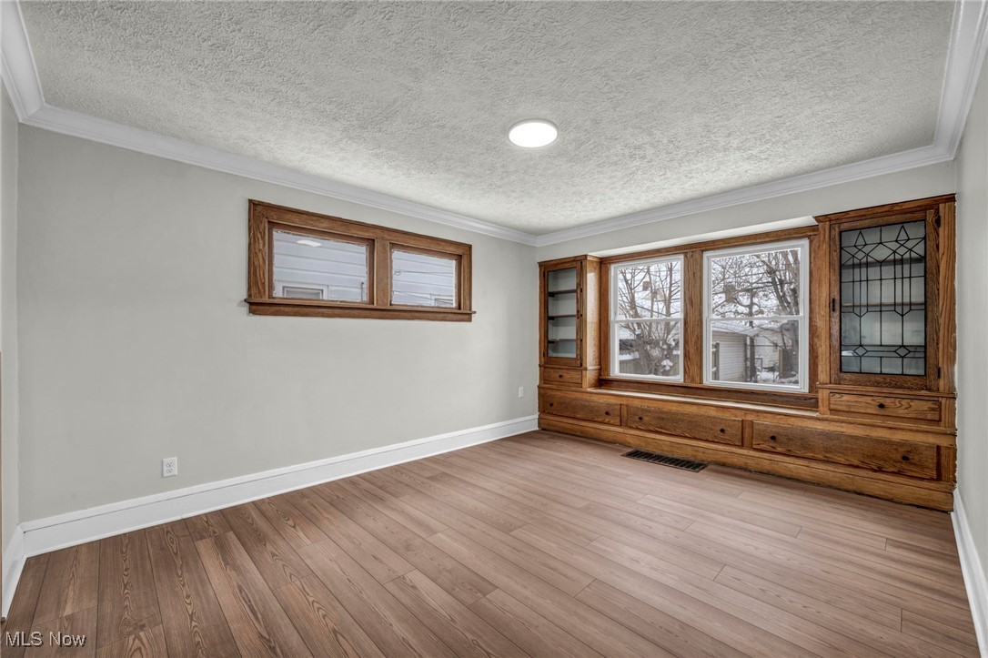 3676 W 129th Street
