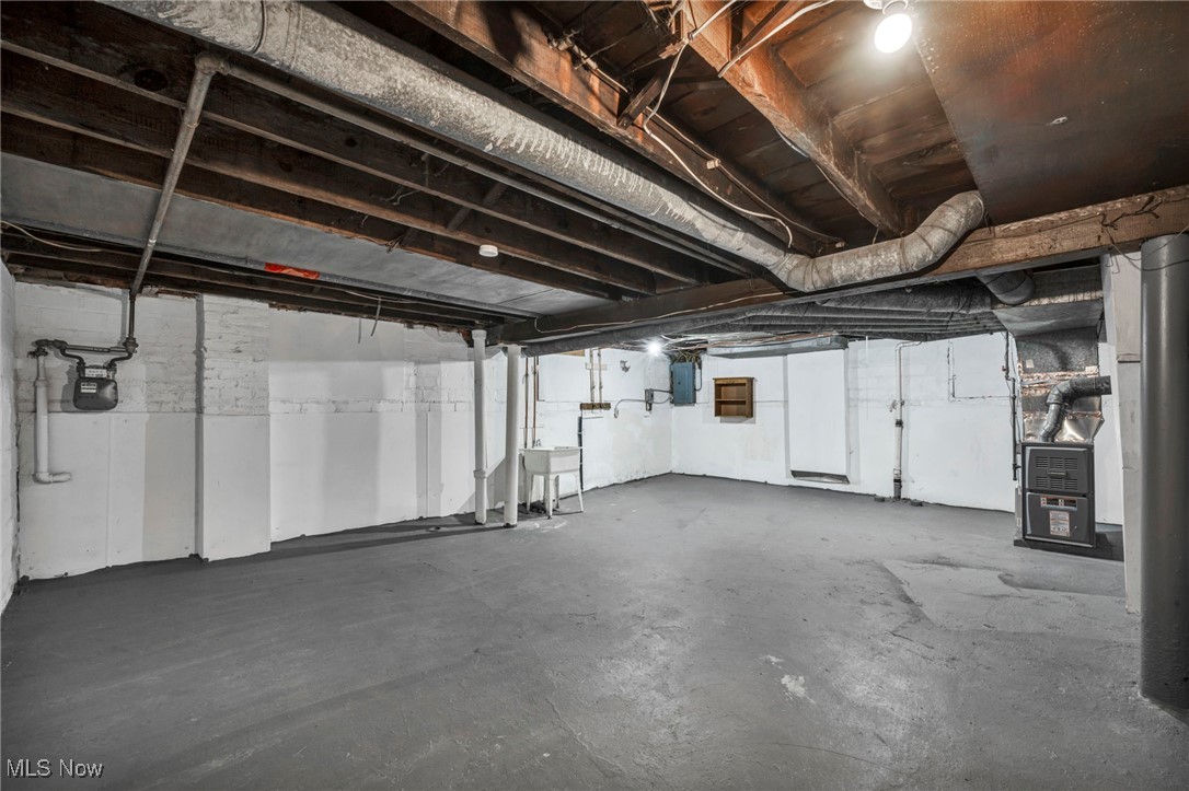 3676 W 129th Street