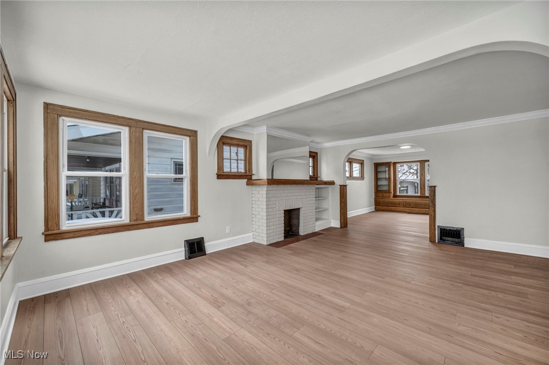 3676 W 129th Street