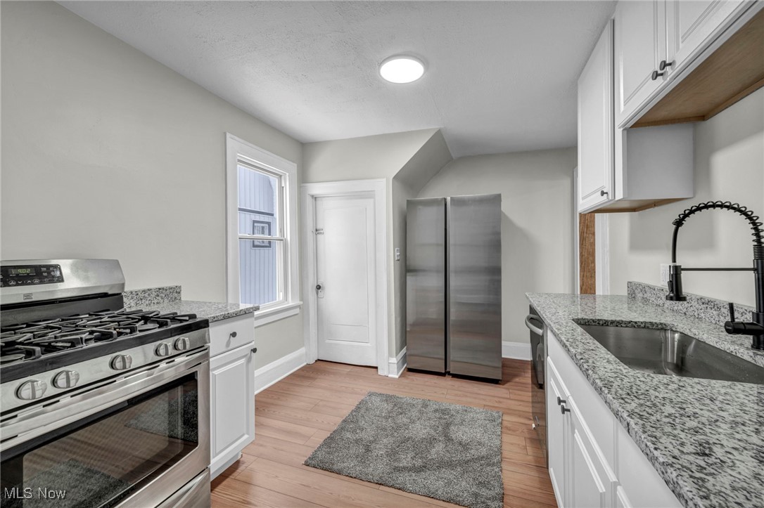 3676 W 129th Street