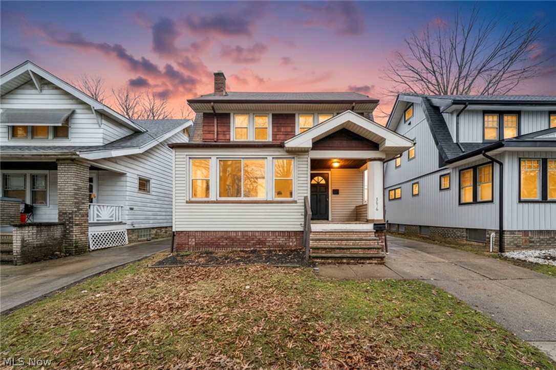 3676 W 129th Street