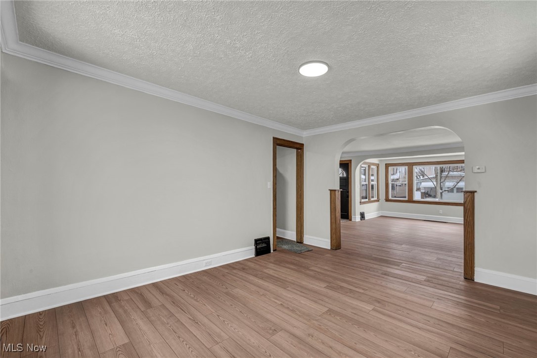 3676 W 129th Street