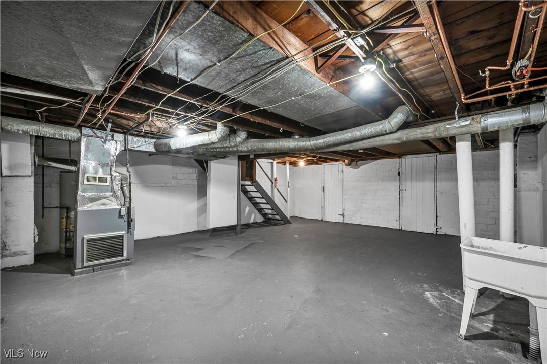 3676 W 129th Street