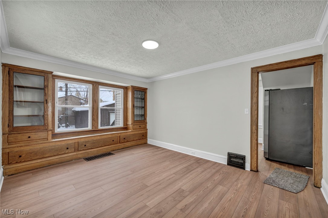 3676 W 129th Street