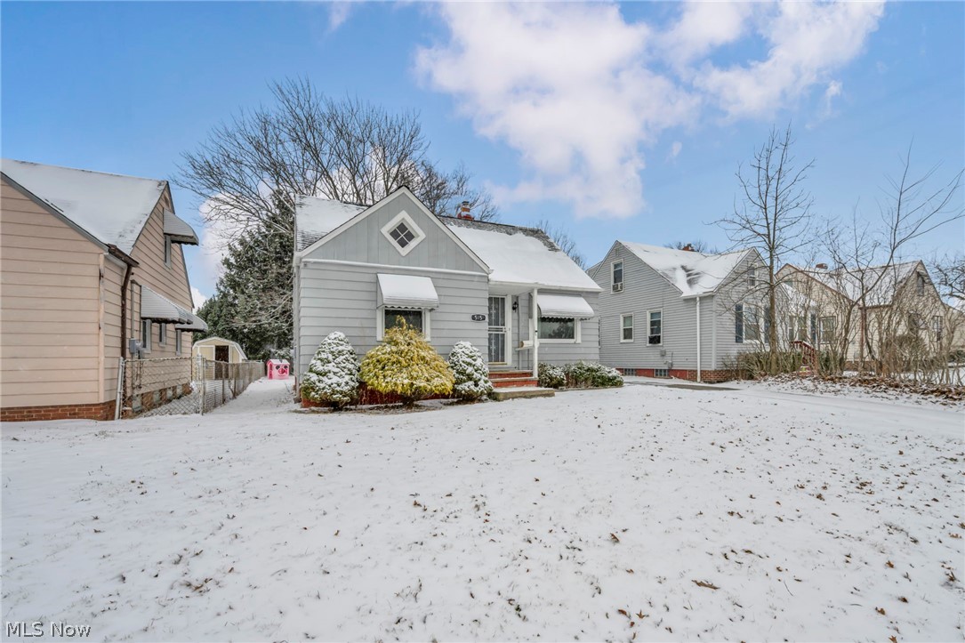 515 E 250th Street