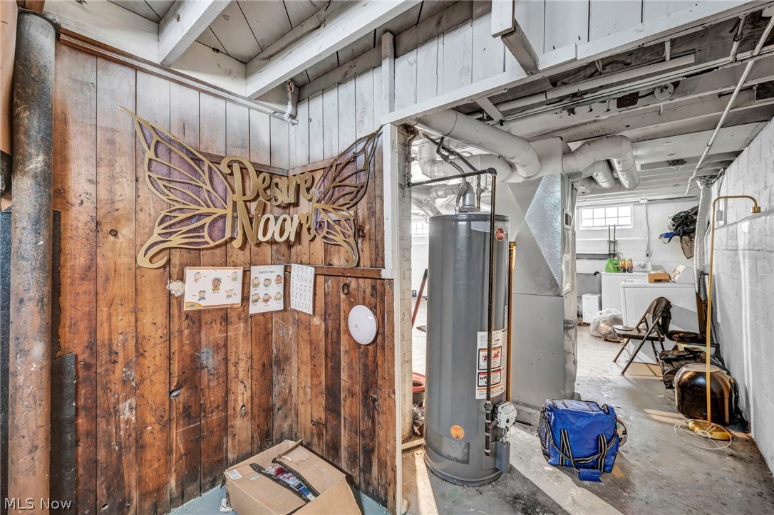 515 E 250th Street