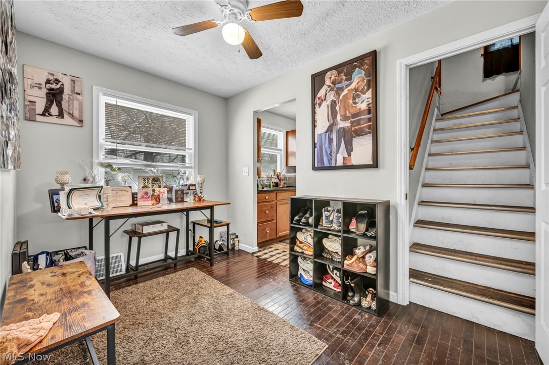 515 E 250th Street