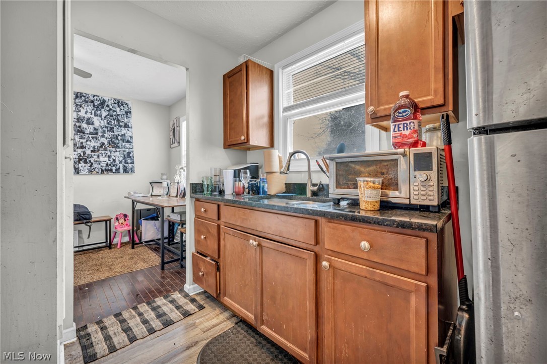 515 E 250th Street