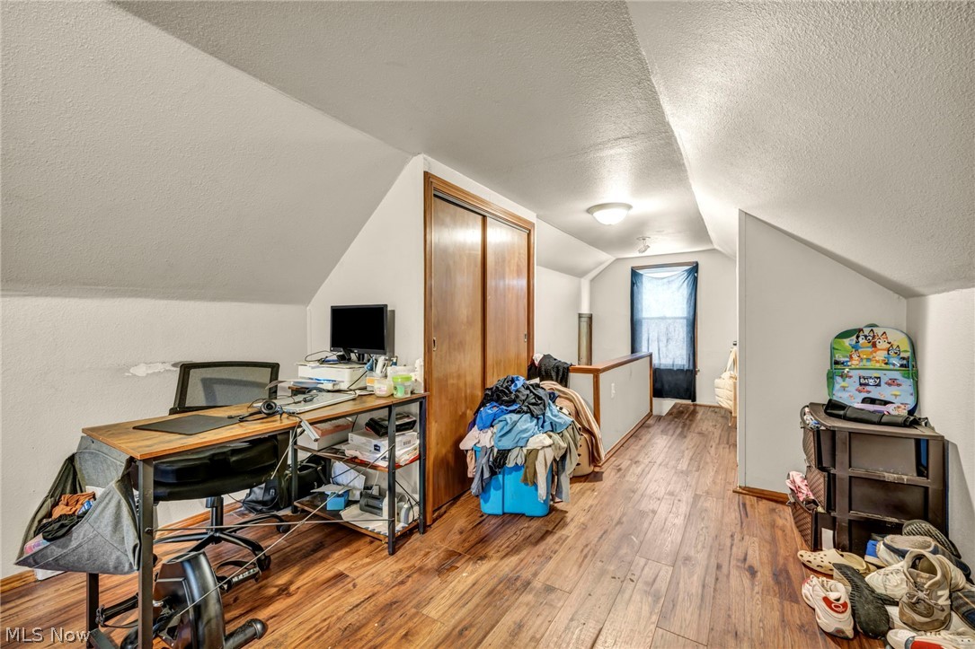 515 E 250th Street