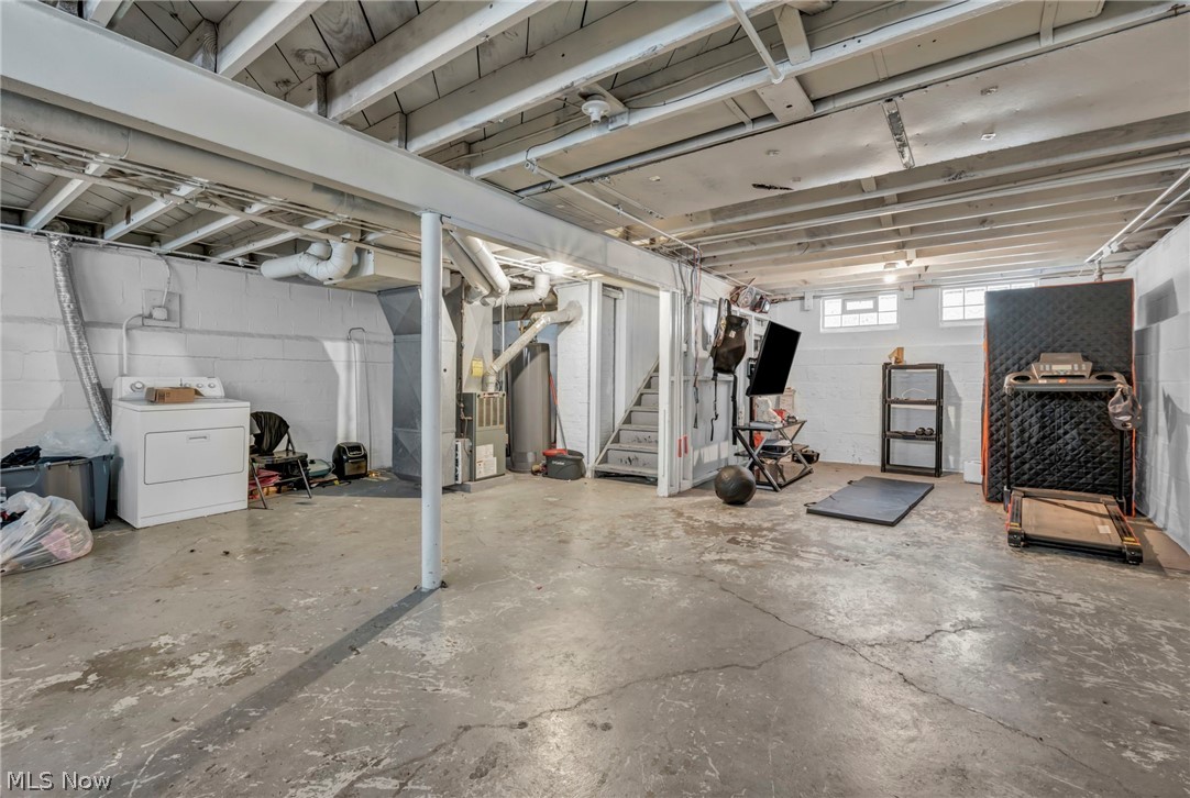 515 E 250th Street