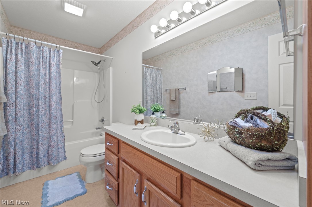 3489 Cobblestone Lane