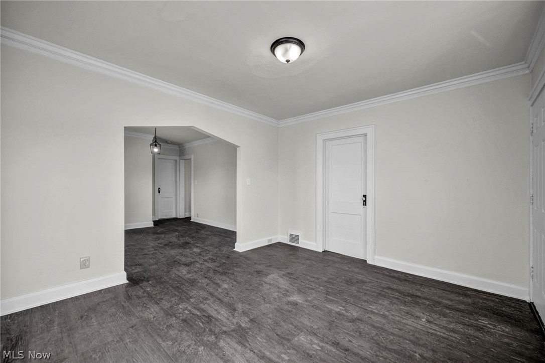 4306 Buechner Avenue up