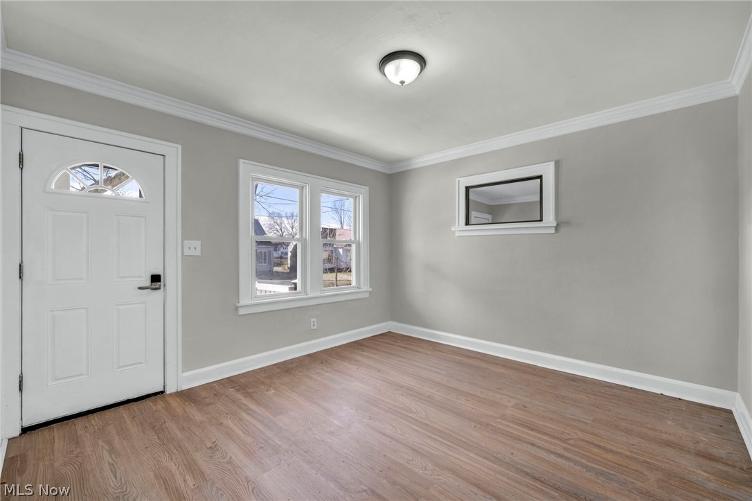 4306 Buechner Avenue down