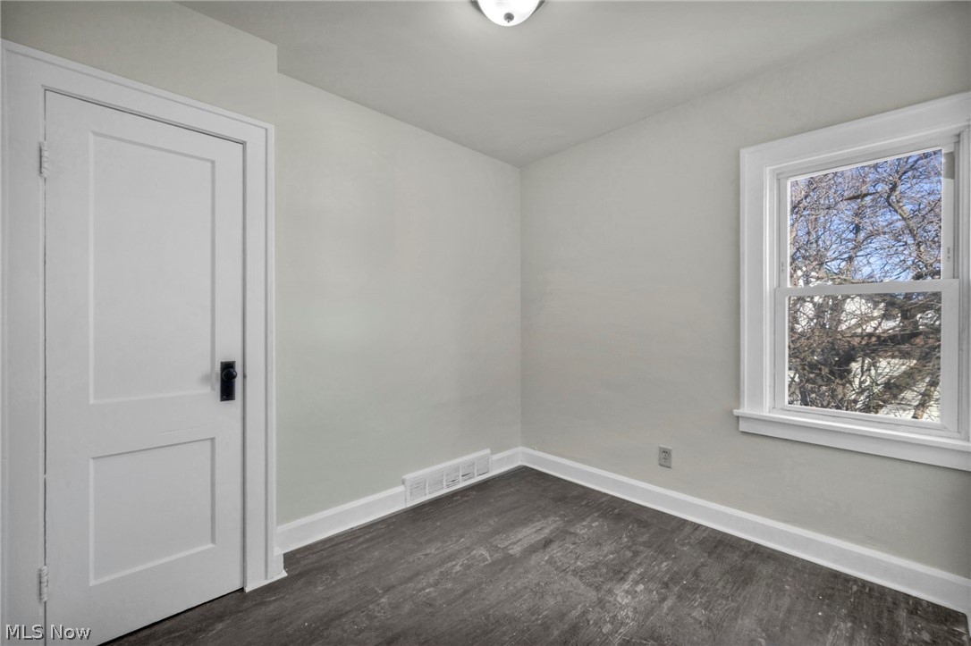 4306 Buechner Avenue down