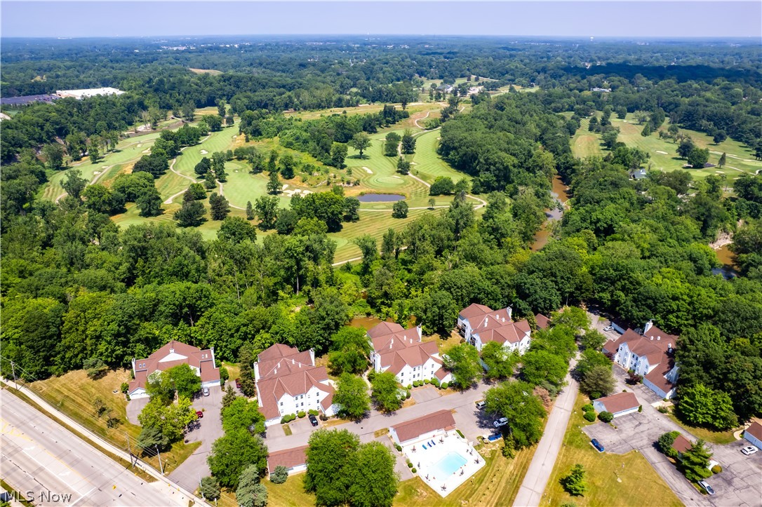 1207 W River Road N D3