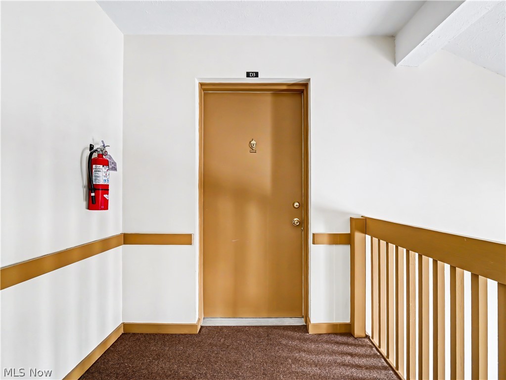 1207 W River Road N D3