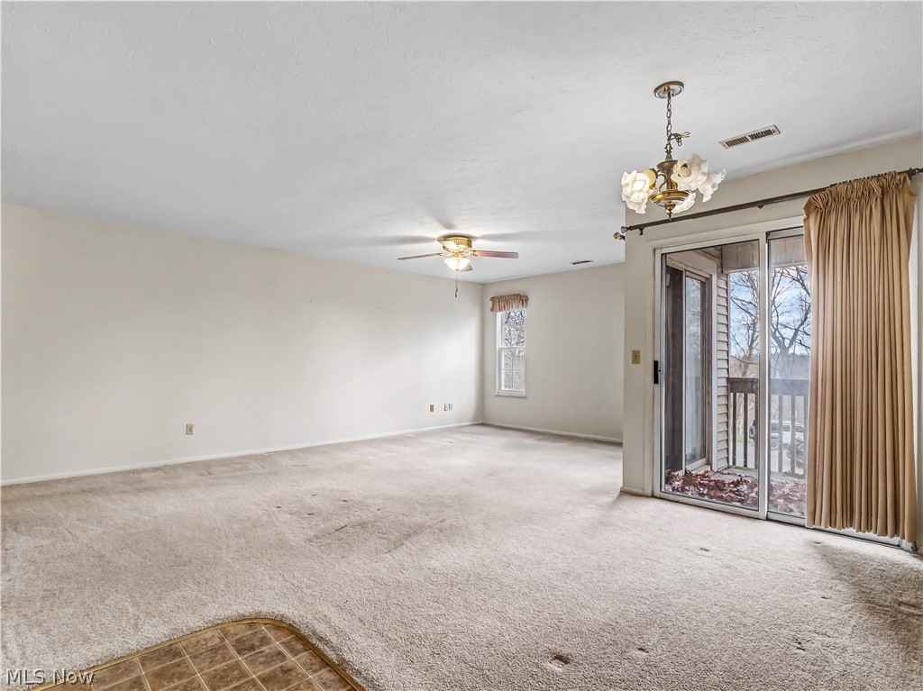 1207 W River Road N D3