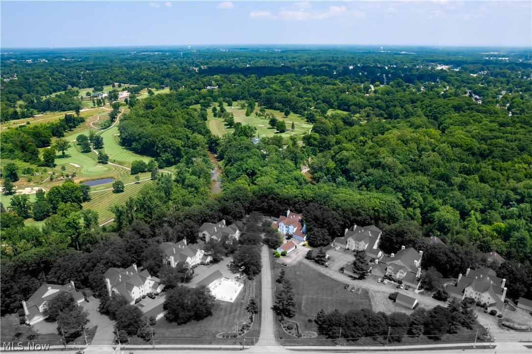 1207 W River Road N D3