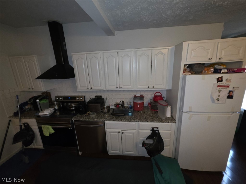 7104 Colfax Road