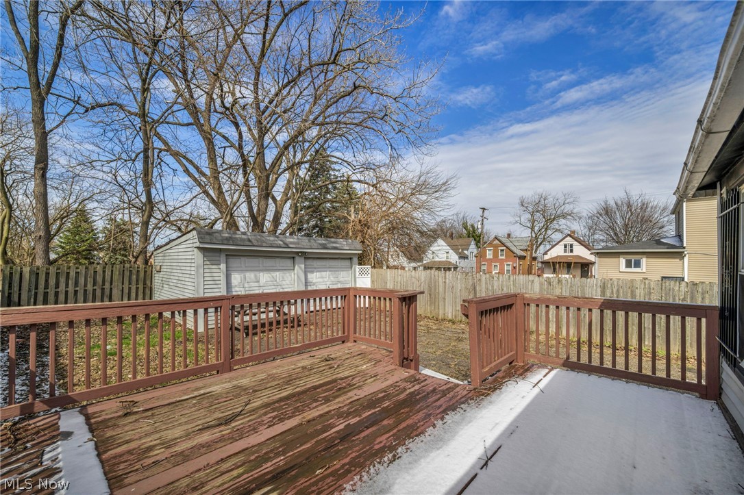 3606 E 54th Street