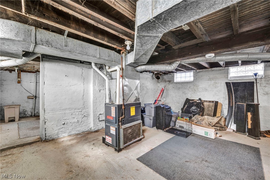 3606 E 54th Street