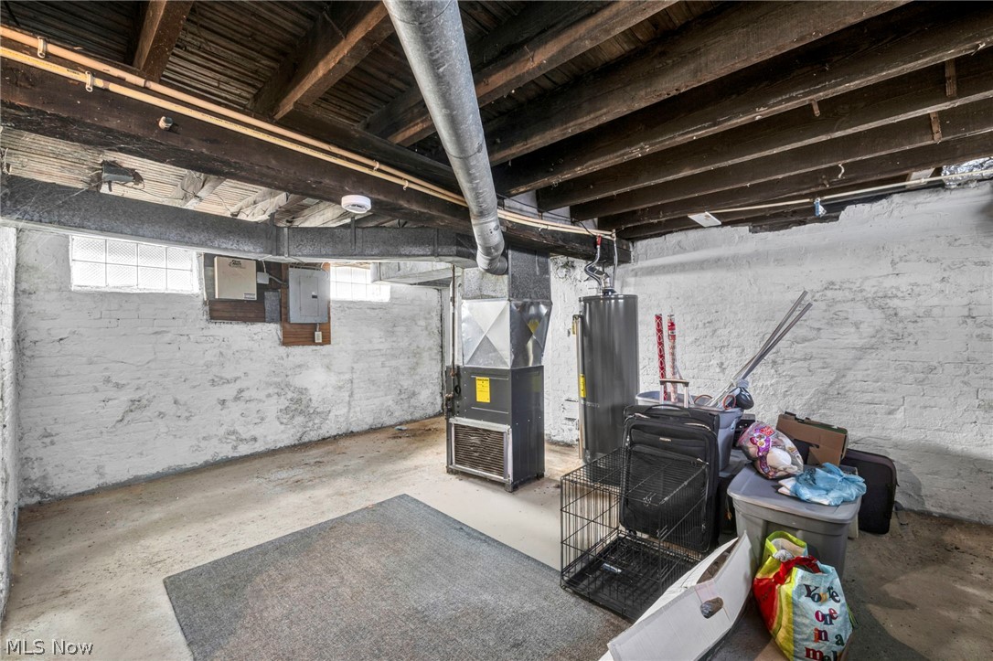 3606 E 54th Street