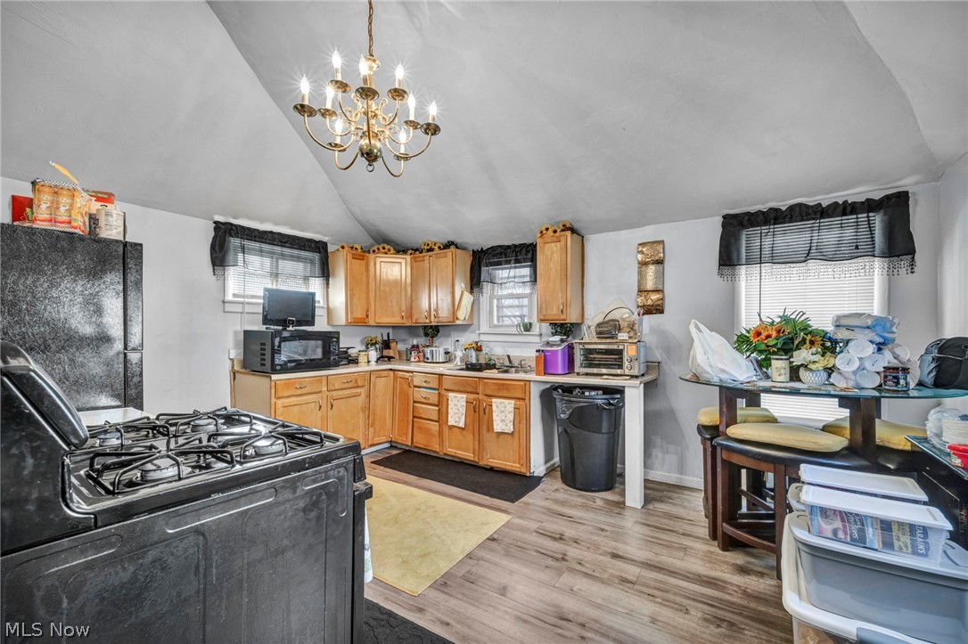 3606 E 54th Street