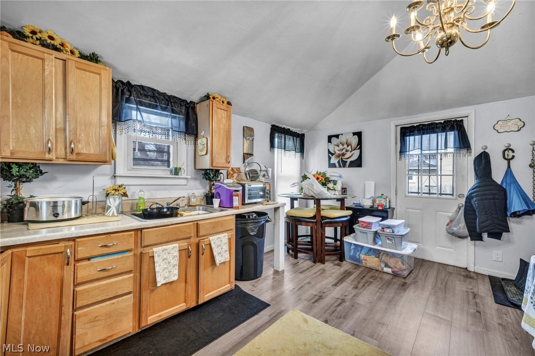 3606 E 54th Street