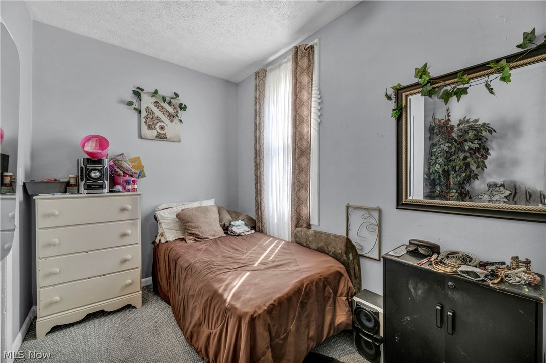 3606 E 54th Street