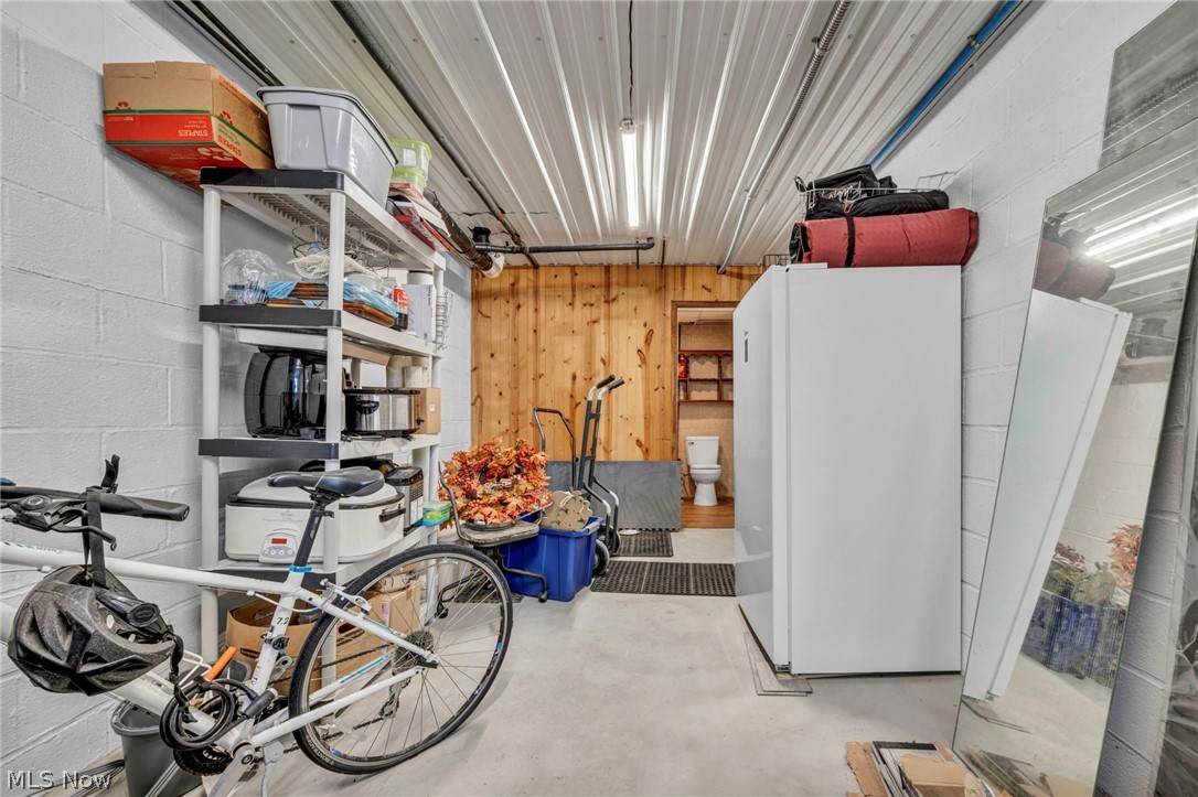 11390 Rainbow Highway
