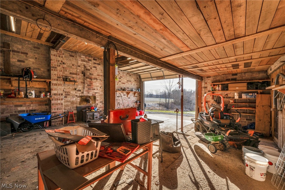11390 Rainbow Highway