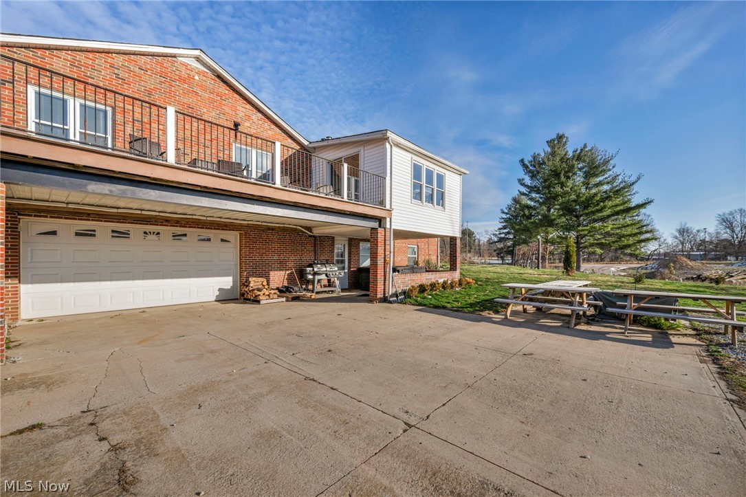 11390 Rainbow Highway