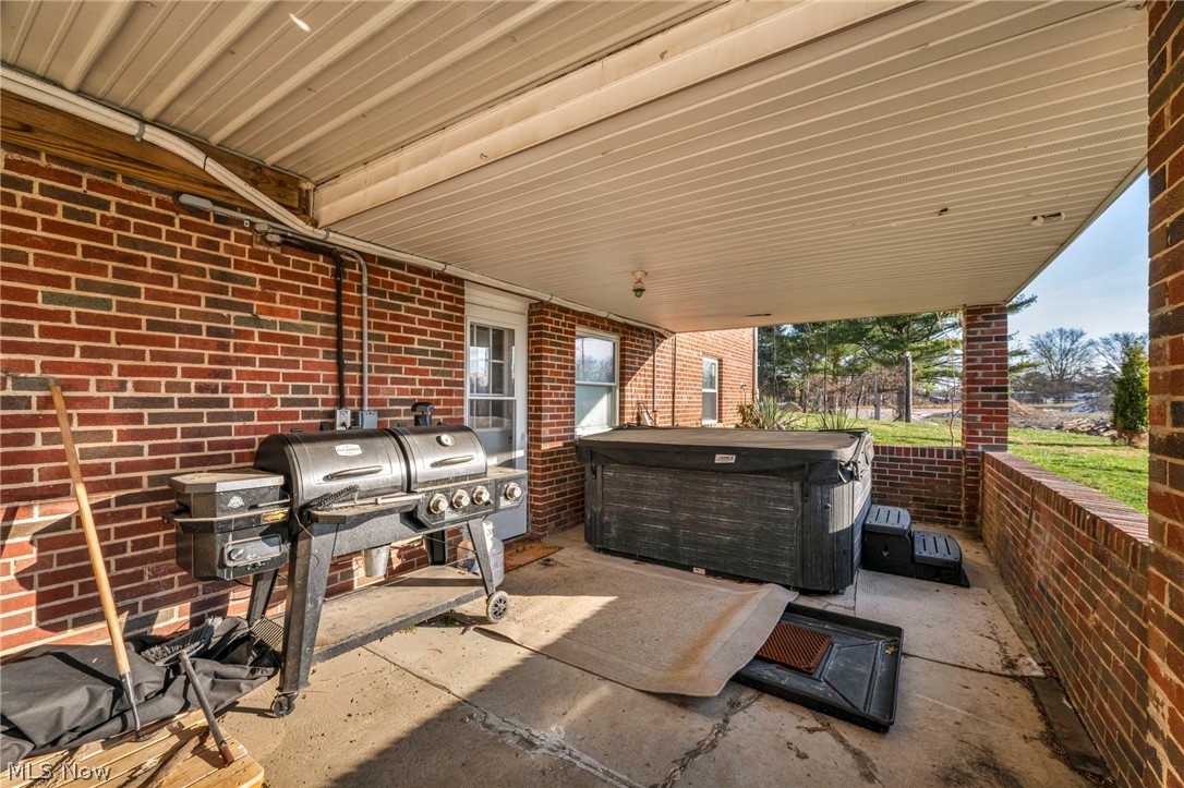 11390 Rainbow Highway