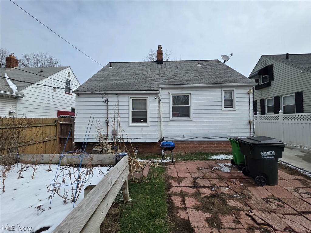 1566 E 195th Street