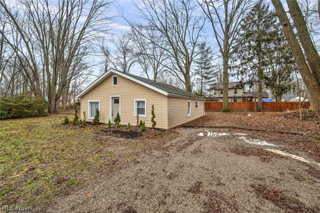 6171 Lee Road