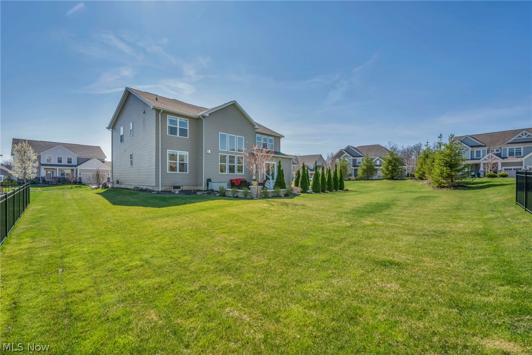 5250 Duxbury Drive